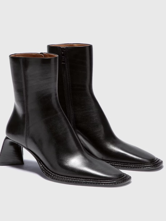 Alexander Wang Shoes - ALEXANDER WANG Women’sa Black Leather Ankle Boots - Sleek Zip Closure